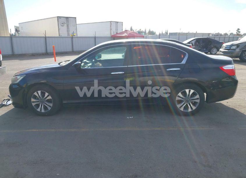 Photo 14 of 2014 Honda Accord LX (VIN 1HGCR2F39EA082085)
