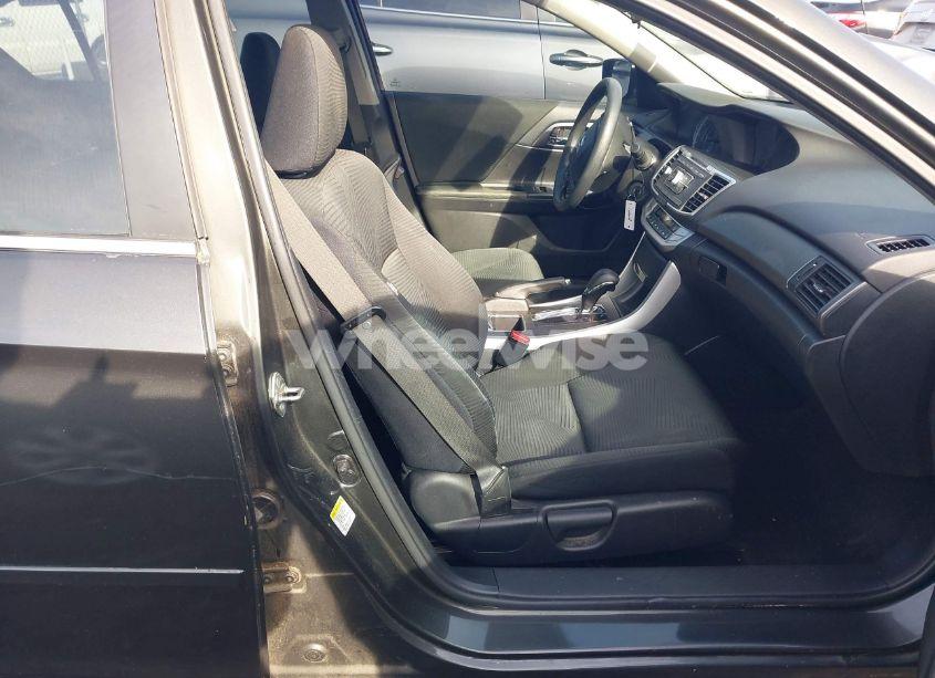 Photo 5 of 2014 Honda Accord LX (VIN 1HGCR2F39EA088453)