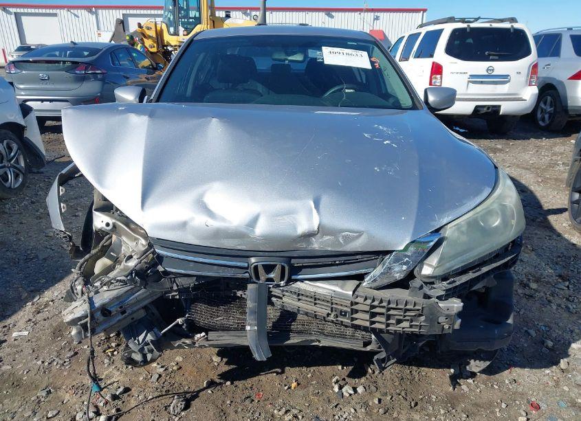 Photo 13 of 2014 Honda Accord LX (VIN 1HGCR2F39EA142382)