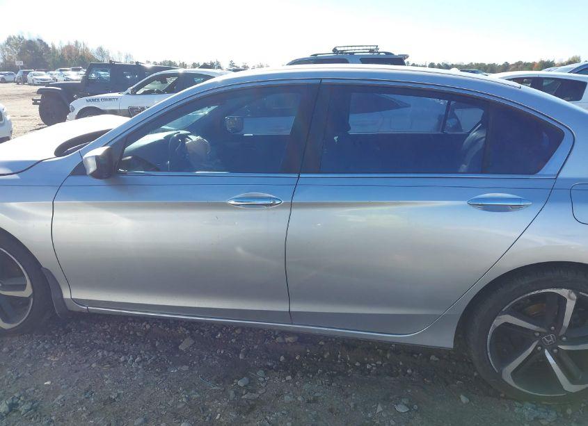 Photo 15 of 2014 Honda Accord LX (VIN 1HGCR2F39EA142382)