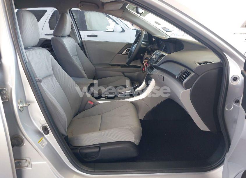 Photo 5 of 2014 Honda Accord LX (VIN 1HGCR2F39EA164642)