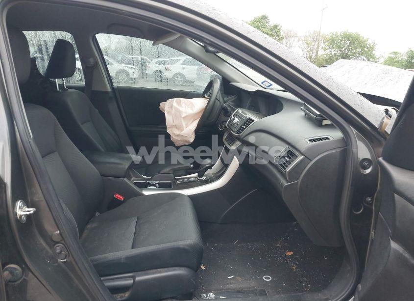 Photo 5 of 2014 Honda Accord LX (VIN 1HGCR2F39EA247892)