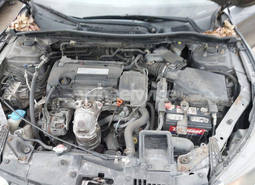 Photo 10 of 2014 Honda Accord LX (VIN 1HGCR2F39EA276762)