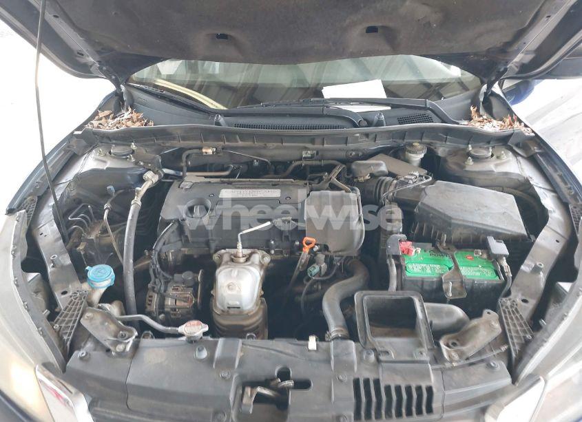 Photo 10 of 2014 Honda Accord LX (VIN 1HGCR2F39EA289186)