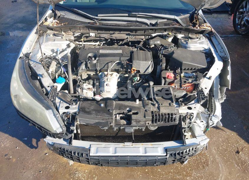 Photo 10 of 2015 Honda Accord LX (VIN 1HGCR2F39FA037875)