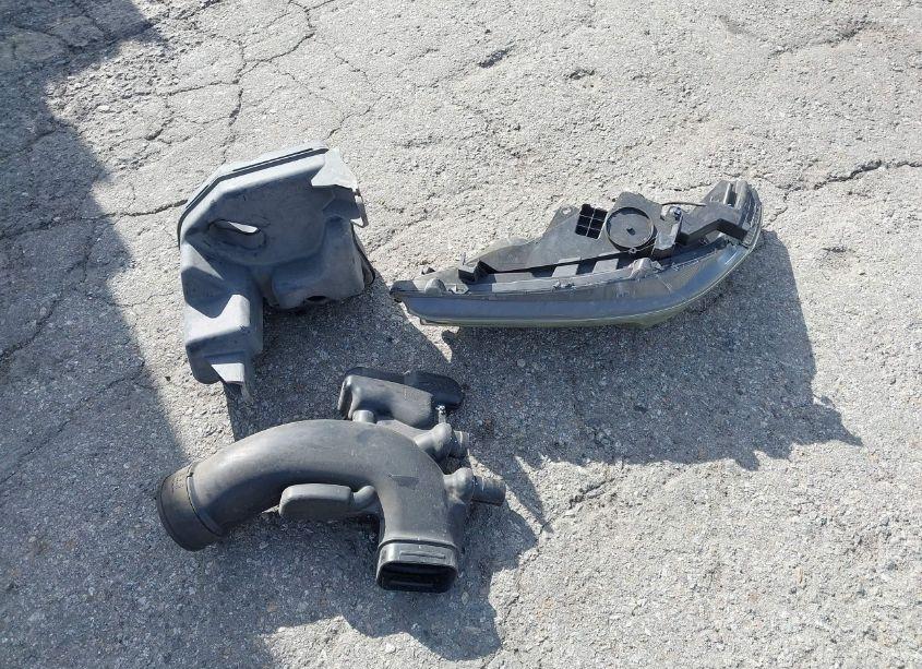 Photo 11 of 2015 Honda Accord LX (VIN 1HGCR2F39FA057480)