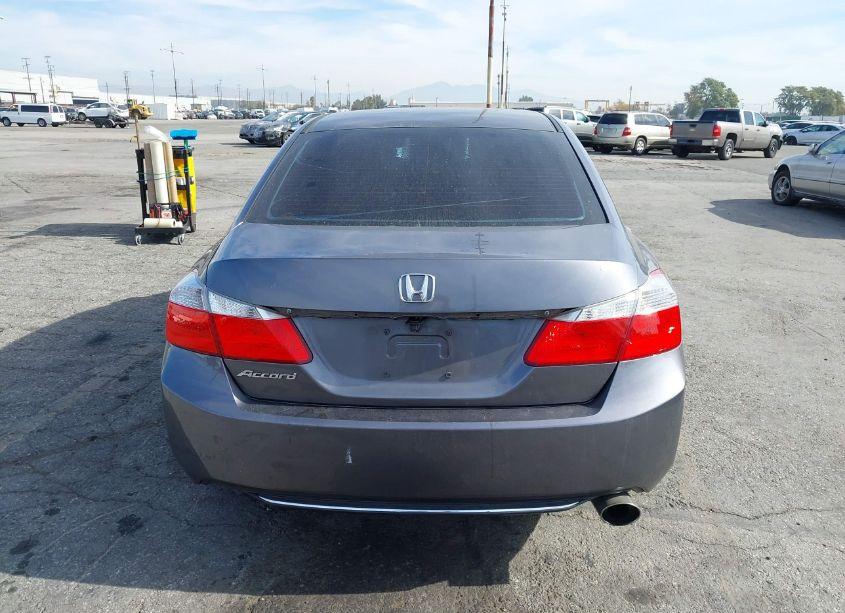 Photo 16 of 2015 Honda Accord LX (VIN 1HGCR2F39FA057480)