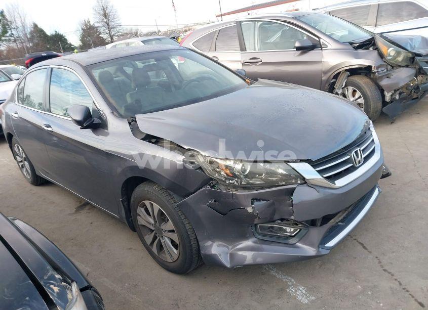 2015 Honda Accord LX (VIN 1HGCR2F39FA063053) main photo