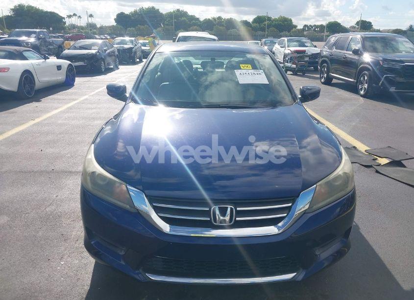 Photo 12 of 2015 Honda Accord LX (VIN 1HGCR2F39FA092925)