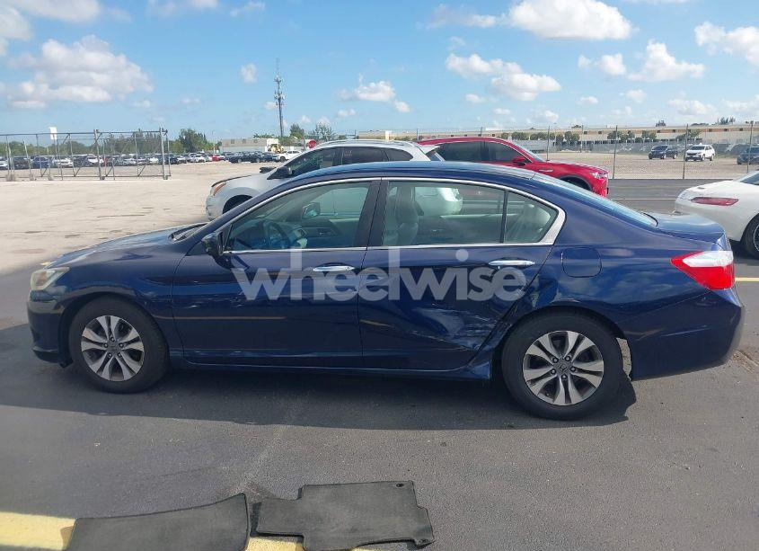 Photo 14 of 2015 Honda Accord LX (VIN 1HGCR2F39FA092925)