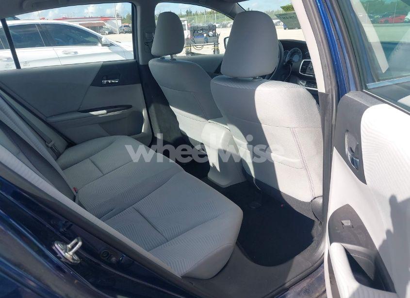 Photo 8 of 2015 Honda Accord LX (VIN 1HGCR2F39FA092925)