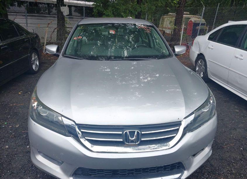 Photo 12 of 2015 Honda Accord LX (VIN 1HGCR2F39FA155876)