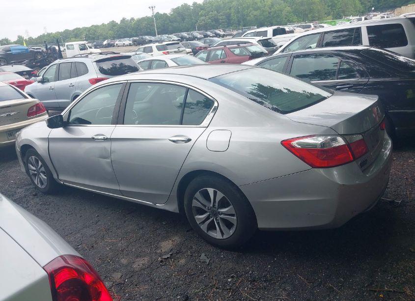 Photo 14 of 2015 Honda Accord LX (VIN 1HGCR2F39FA155876)