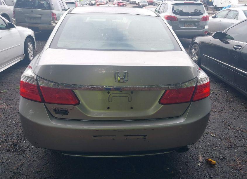 Photo 16 of 2015 Honda Accord LX (VIN 1HGCR2F39FA155876)
