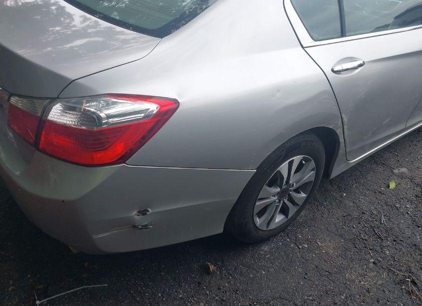 Photo 17 of 2015 Honda Accord LX (VIN 1HGCR2F39FA155876)