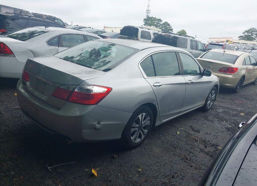 Photo 4 of 2015 Honda Accord LX (VIN 1HGCR2F39FA155876)