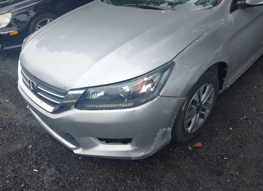 Photo 6 of 2015 Honda Accord LX (VIN 1HGCR2F39FA155876)