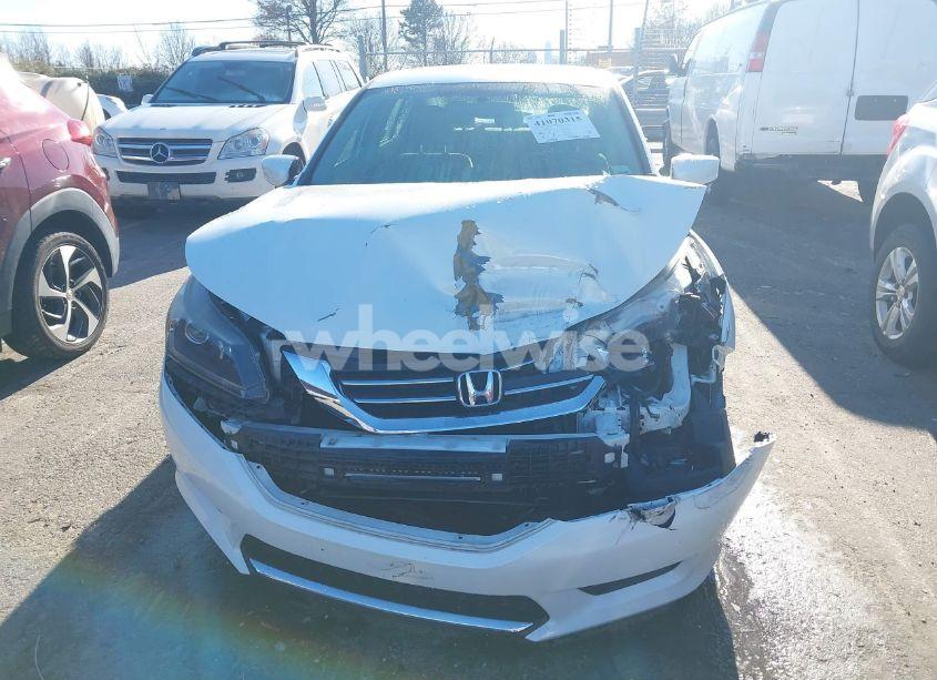 Photo 12 of 2015 Honda Accord LX (VIN 1HGCR2F39FA160656)