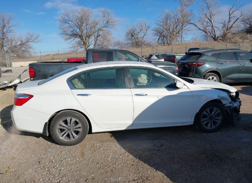 Photo 13 of 2015 Honda Accord LX (VIN 1HGCR2F39FA169258)