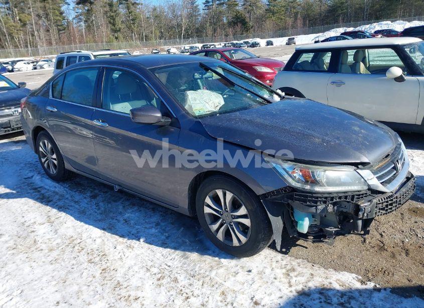 2015 Honda Accord LX (VIN 1HGCR2F39FA172242) main photo