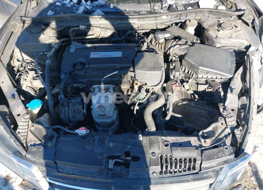 Photo 10 of 2015 Honda Accord LX (VIN 1HGCR2F39FA172242)