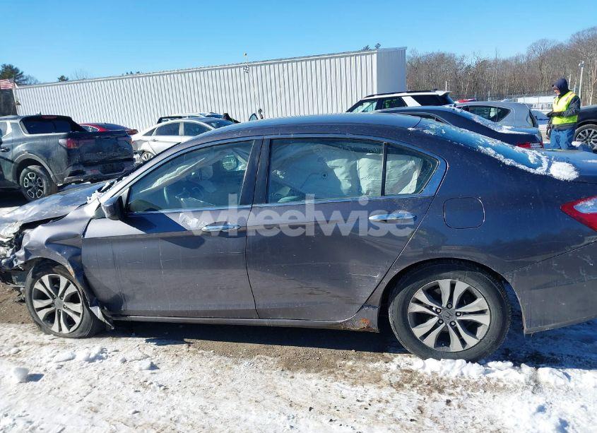 Photo 15 of 2015 Honda Accord LX (VIN 1HGCR2F39FA172242)