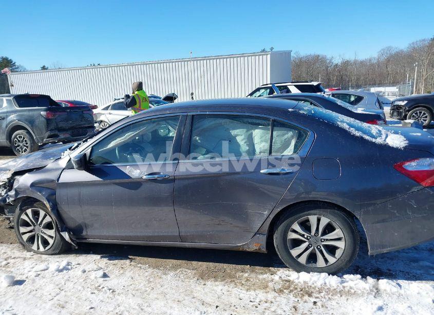 Photo 20 of 2015 Honda Accord LX (VIN 1HGCR2F39FA172242)