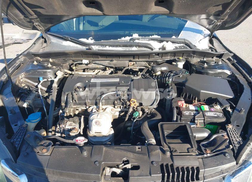 Photo 10 of 2015 Honda Accord LX (VIN 1HGCR2F39FA182298)