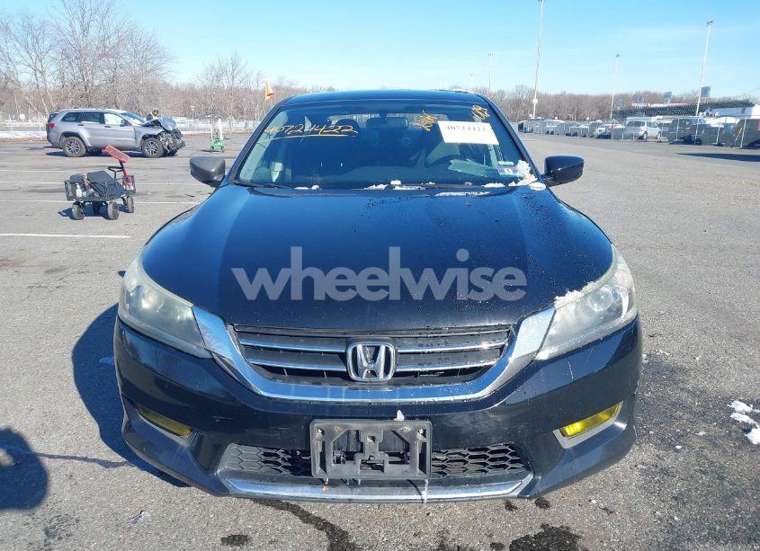 Photo 12 of 2015 Honda Accord LX (VIN 1HGCR2F39FA182298)