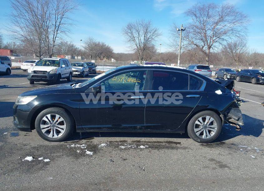 Photo 14 of 2015 Honda Accord LX (VIN 1HGCR2F39FA182298)