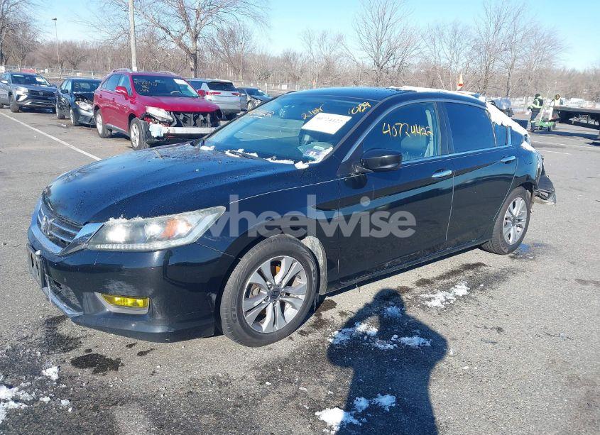 Photo 2 of 2015 Honda Accord LX (VIN 1HGCR2F39FA182298)