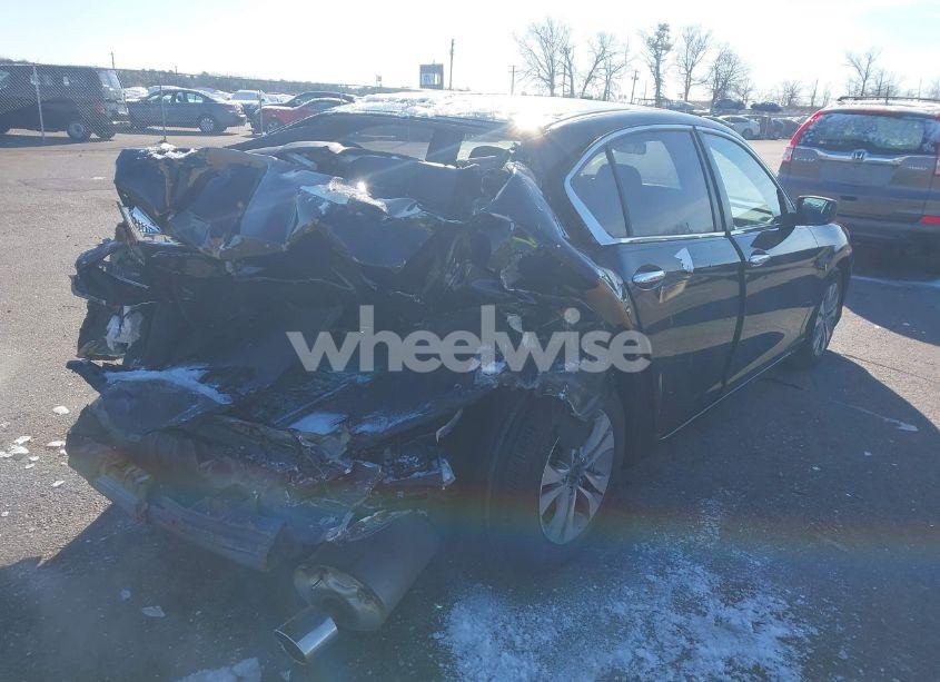 Photo 4 of 2015 Honda Accord LX (VIN 1HGCR2F39FA182298)