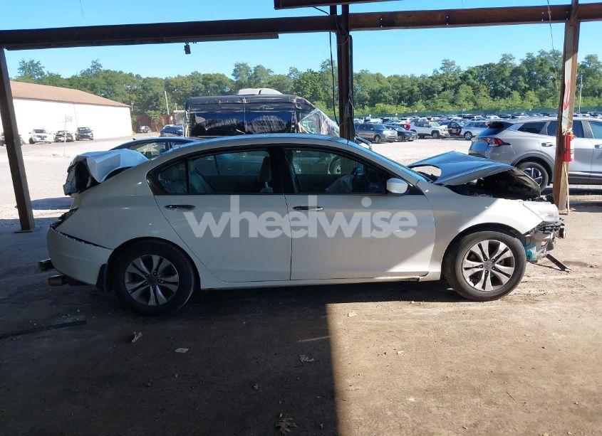 Photo 13 of 2015 Honda Accord LX (VIN 1HGCR2F39FA191244)