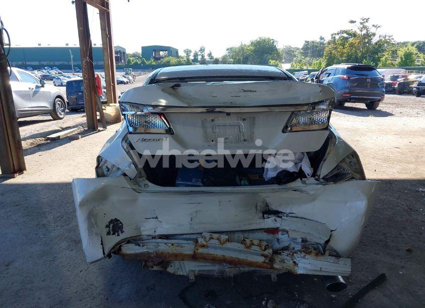 Photo 16 of 2015 Honda Accord LX (VIN 1HGCR2F39FA191244)