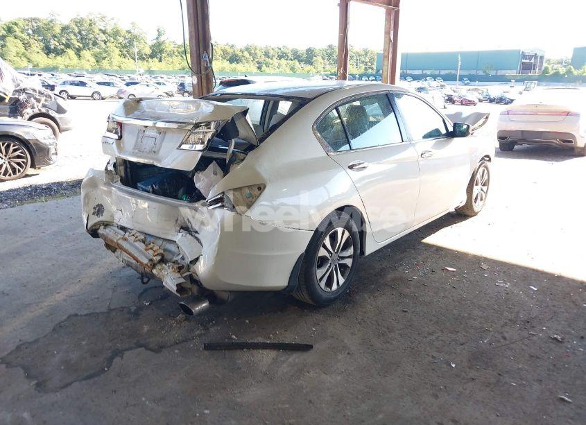 Photo 4 of 2015 Honda Accord LX (VIN 1HGCR2F39FA191244)