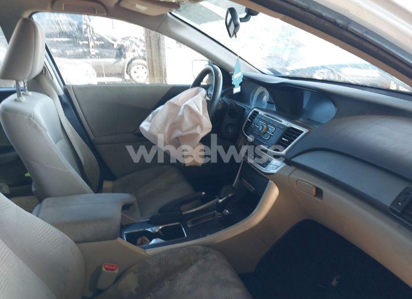 Photo 5 of 2015 Honda Accord LX (VIN 1HGCR2F39FA191244)