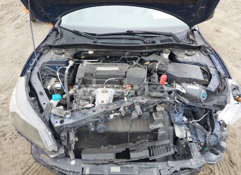 Photo 10 of 2015 Honda Accord LX (VIN 1HGCR2F39FA194306)