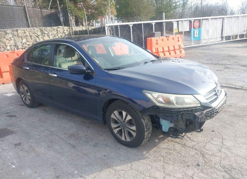 2015 Honda Accord LX (VIN 1HGCR2F39FA211086) main photo