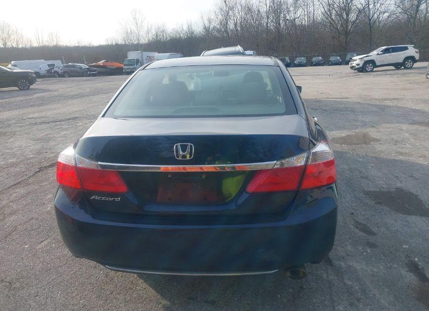 Photo 16 of 2015 Honda Accord LX (VIN 1HGCR2F39FA211086)