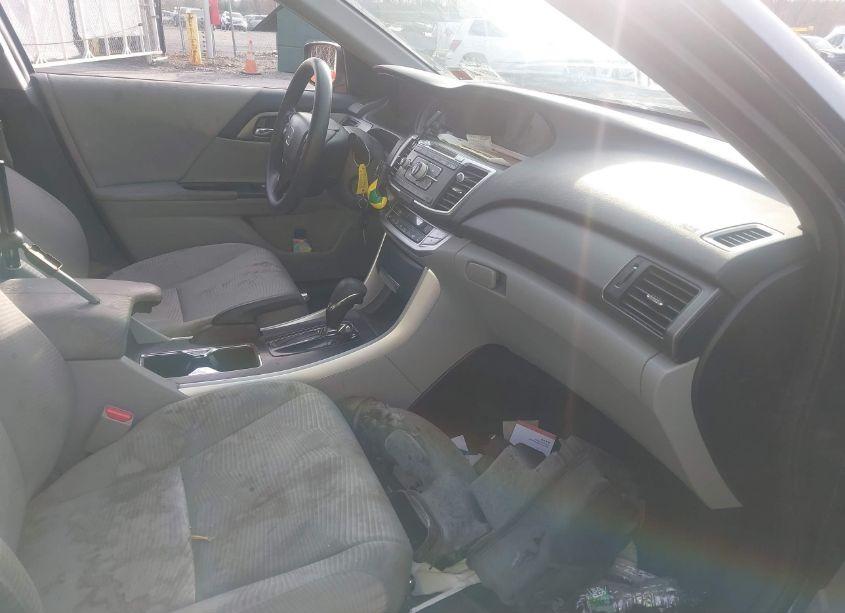 Photo 5 of 2015 Honda Accord LX (VIN 1HGCR2F39FA211086)