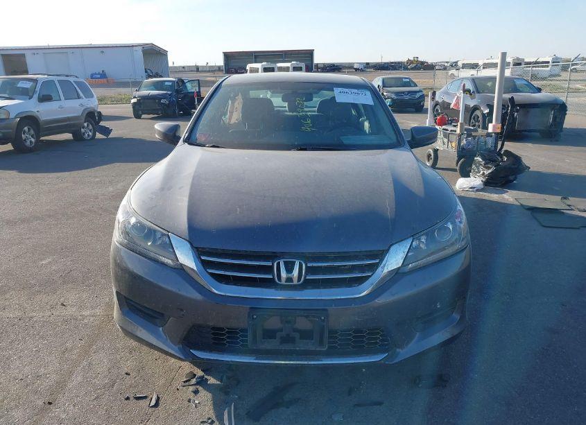 Photo 12 of 2015 Honda Accord LX (VIN 1HGCR2F39FA213517)