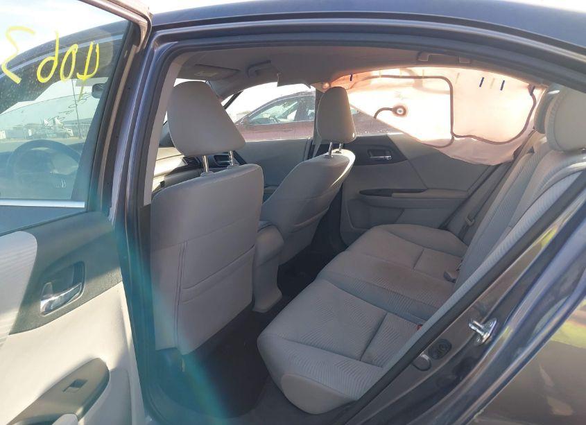 Photo 8 of 2015 Honda Accord LX (VIN 1HGCR2F39FA213517)