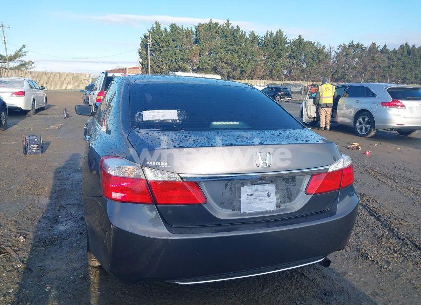 Photo 16 of 2015 Honda Accord LX (VIN 1HGCR2F39FA217468)