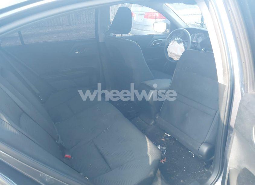 Photo 8 of 2015 Honda Accord LX (VIN 1HGCR2F39FA217468)