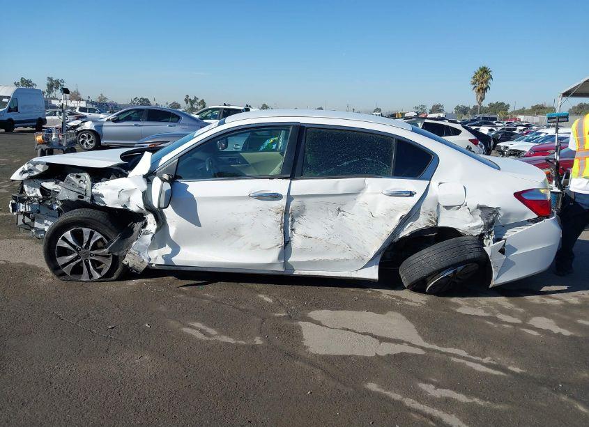 Photo 15 of 2015 Honda Accord LX (VIN 1HGCR2F39FA223268)