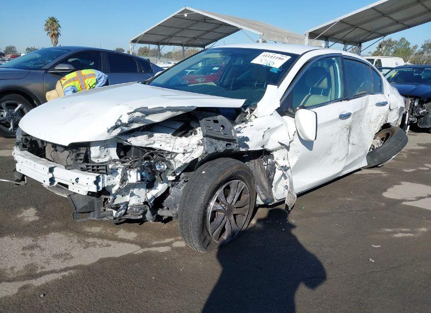 Photo 2 of 2015 Honda Accord LX (VIN 1HGCR2F39FA223268)