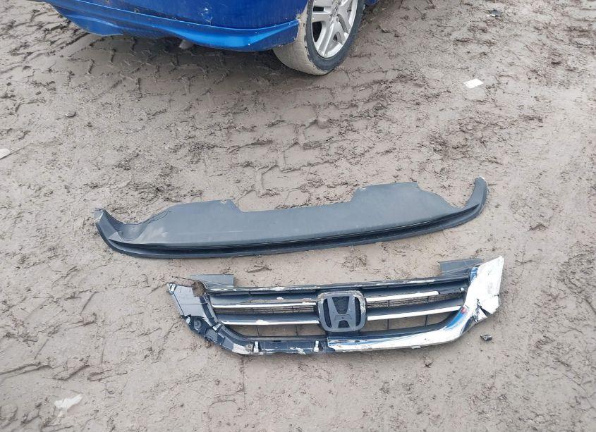 Photo 12 of 2015 Honda Accord LX (VIN 1HGCR2F39FA247358)