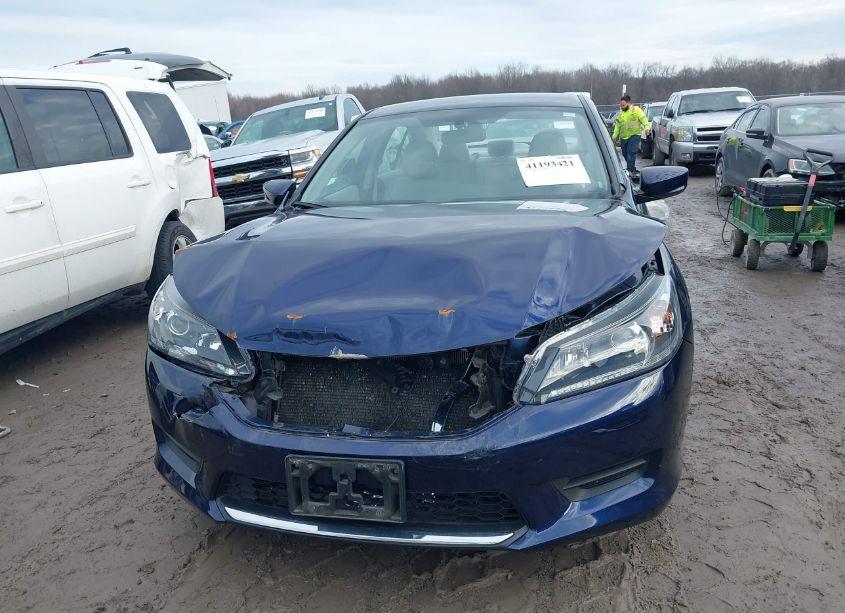 Photo 13 of 2015 Honda Accord LX (VIN 1HGCR2F39FA247358)