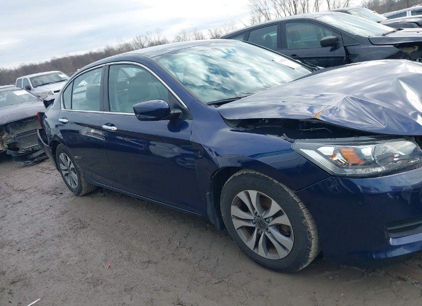 Photo 14 of 2015 Honda Accord LX (VIN 1HGCR2F39FA247358)