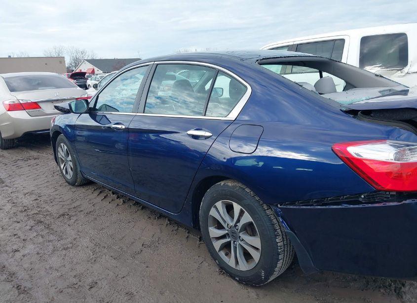 Photo 15 of 2015 Honda Accord LX (VIN 1HGCR2F39FA247358)
